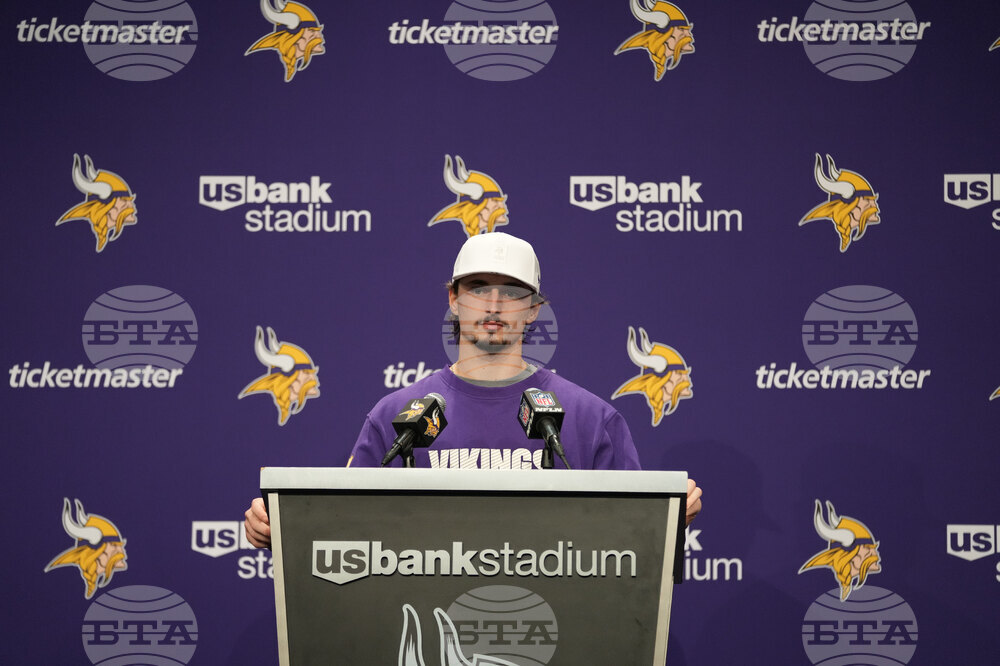 Lions Vikings Football