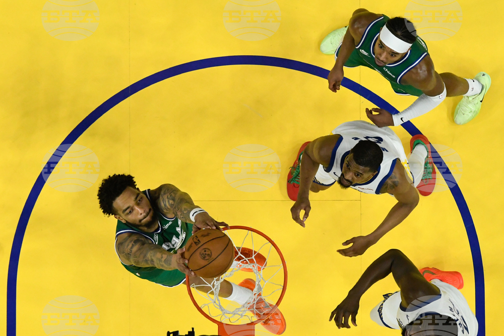 Mavericks Warriors Basketball