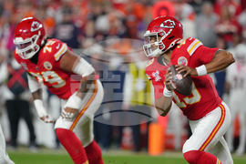 Broncos Chiefs Football