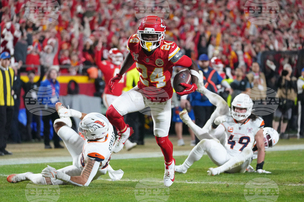 Broncos Chiefs Football