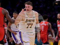 Rockets Lakers Basketball