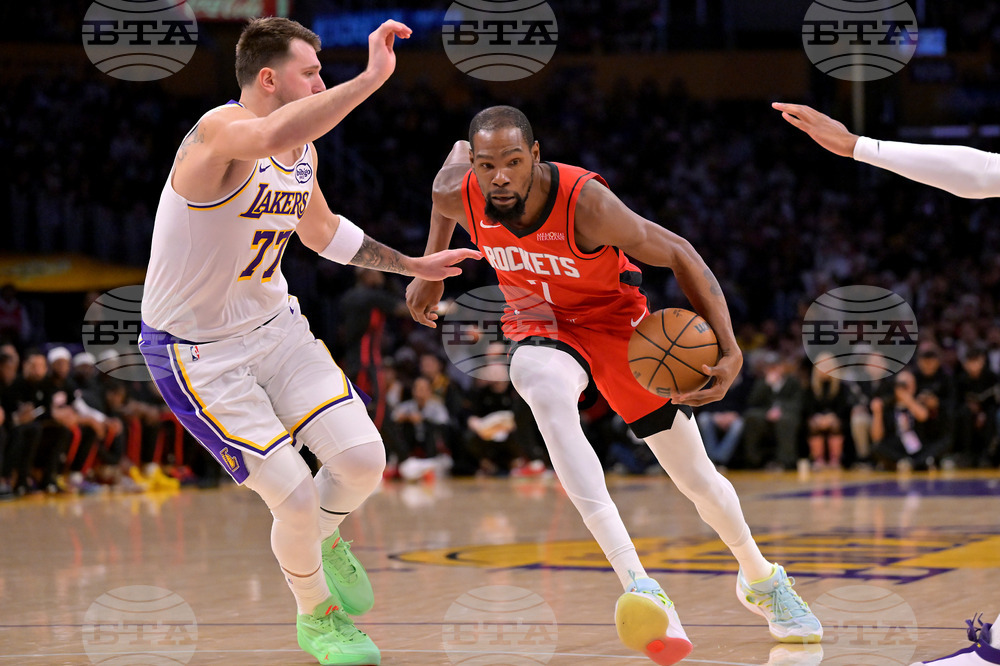 Rockets Lakers Basketball