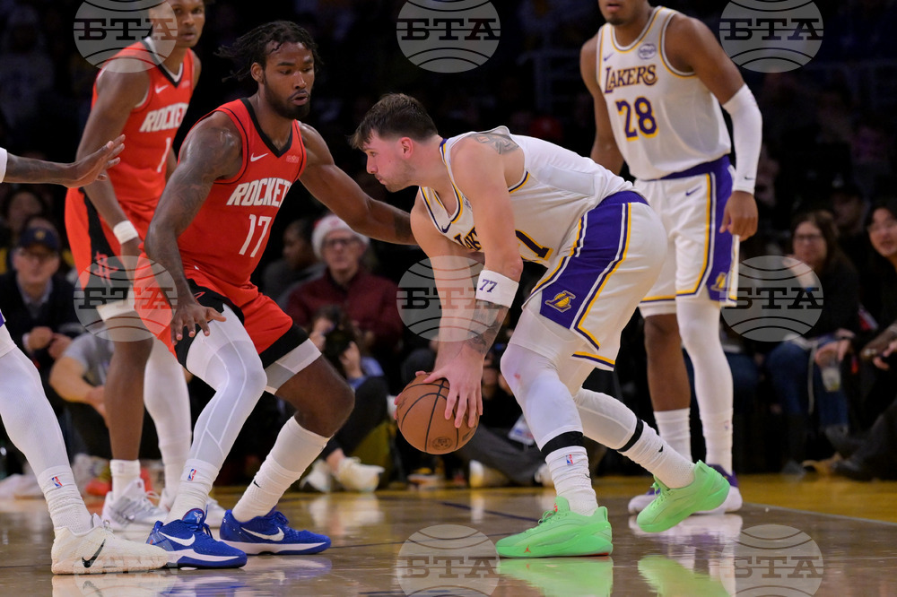 Rockets Lakers Basketball