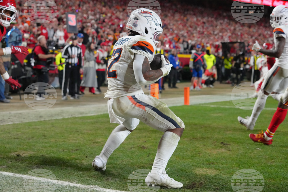 Broncos Chiefs Football