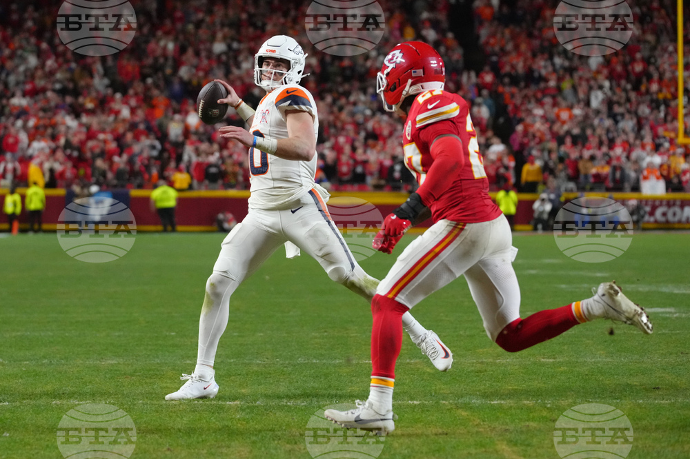 Broncos Chiefs Football