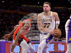 Rockets Lakers Basketball