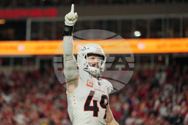 Broncos Chiefs Football