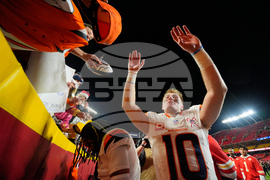 Broncos Chiefs Football