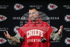 Broncos Chiefs Football