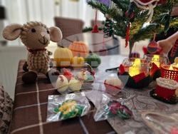 Перник - празнична украса - изложба