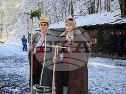 Габрово - обичай - коледуване