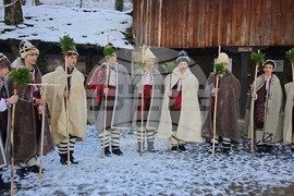 Габрово - обичай - коледуване