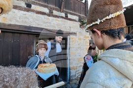 Габрово - обичай - коледуване