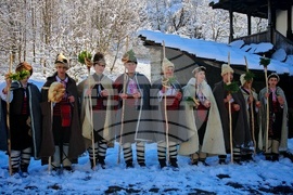 Габрово - обичай - коледуване