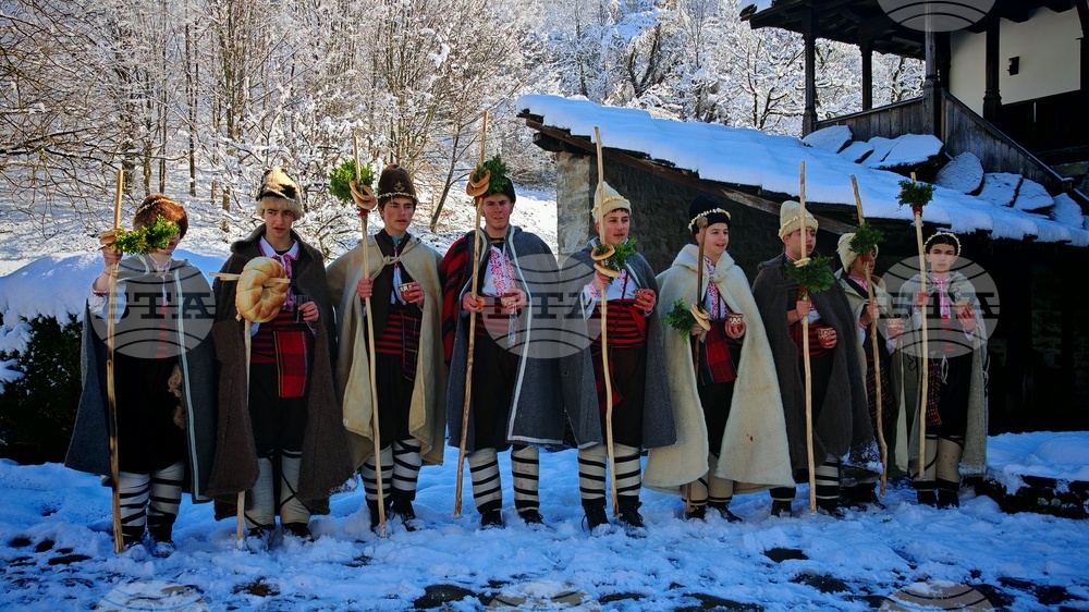 Габрово - обичай - коледуване