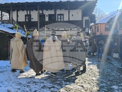 Габрово - обичай - коледуване