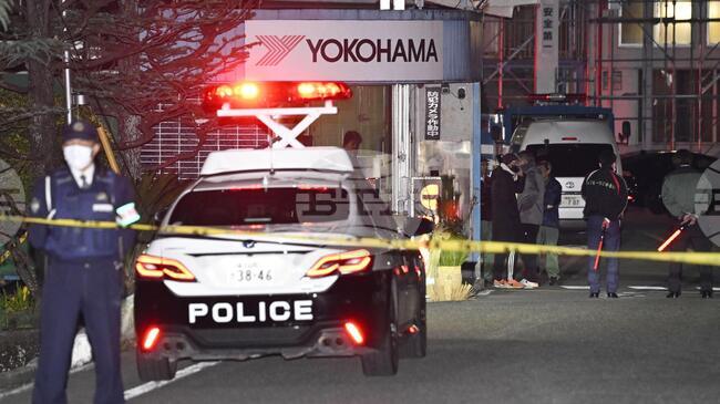 Четиринадесет души бяха ранени след нападение с нож и белина във фабрика в Япония, съобщиха службите за спешна помощ