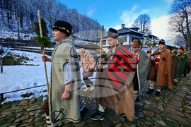 Габрово - обичай - коледуване