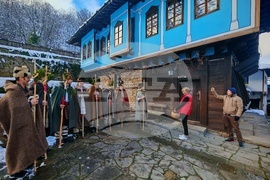 Габрово - обичай - коледуване