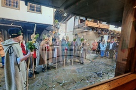 Габрово - обичай - коледуване