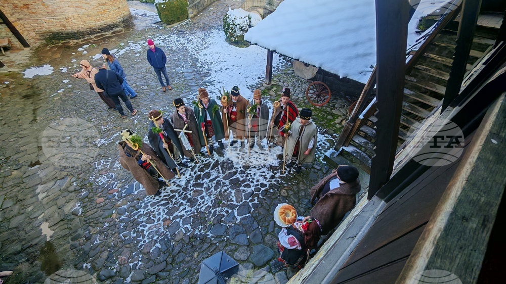 Габрово - обичай - коледуване