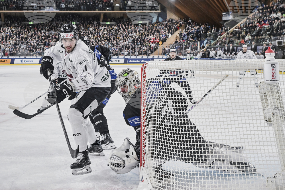 Switzerland Spengler Cup Hockey