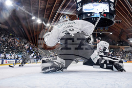 Switzerland Spengler Cup Hockey