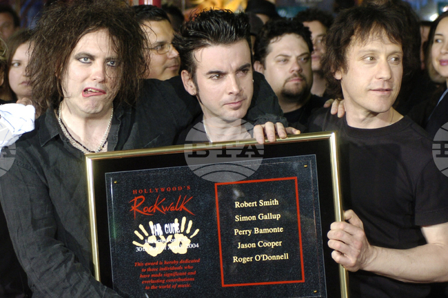 Music-The Cure Obit Perry Bamonte