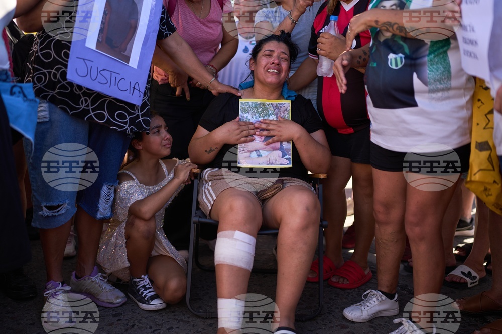 Argentina Police Protest