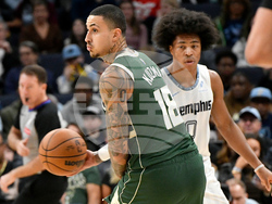 Bucks Grizzlies Basketball