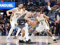 Suns Pelicans Basketball