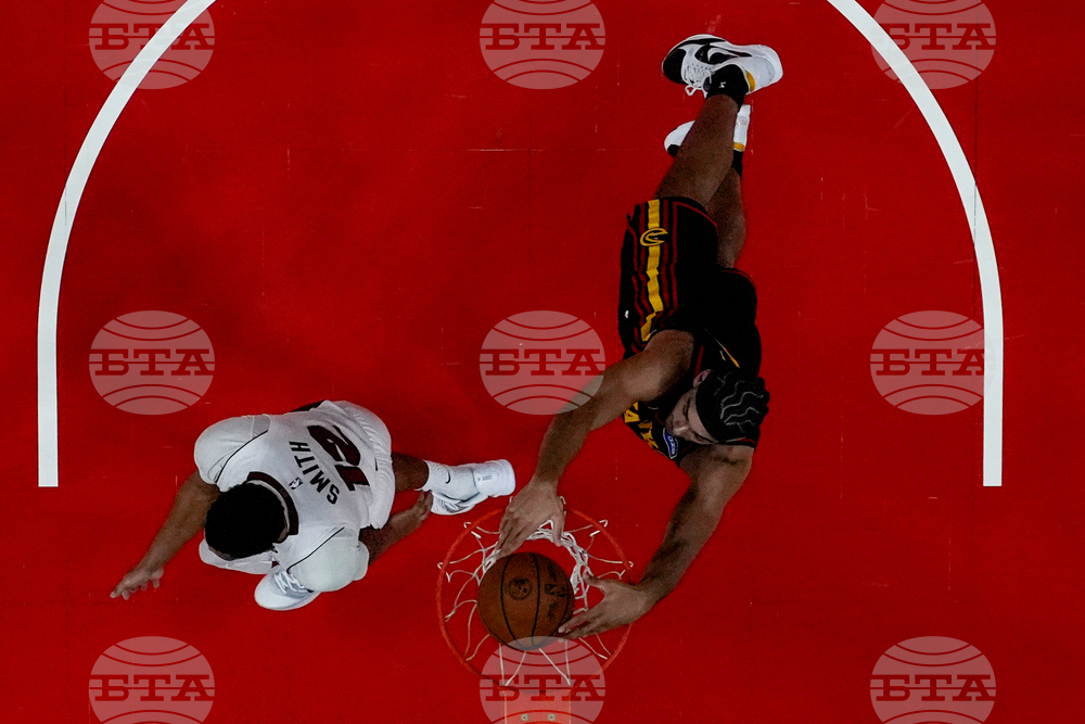 Heat Hawks Basketball