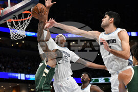 Bucks Grizzlies Basketball