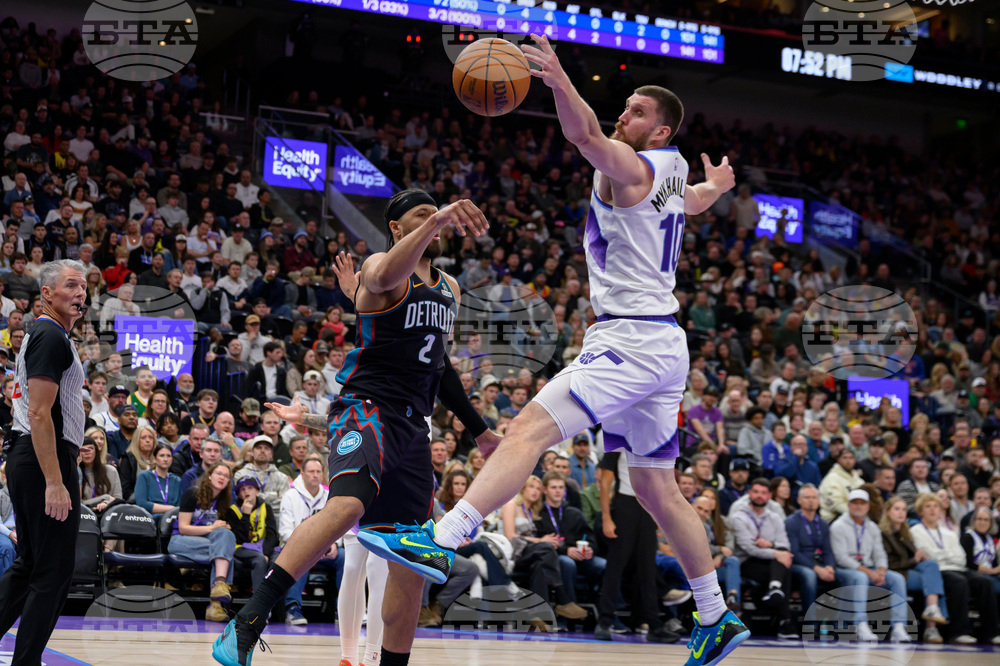 Pistons Jazz Basketball