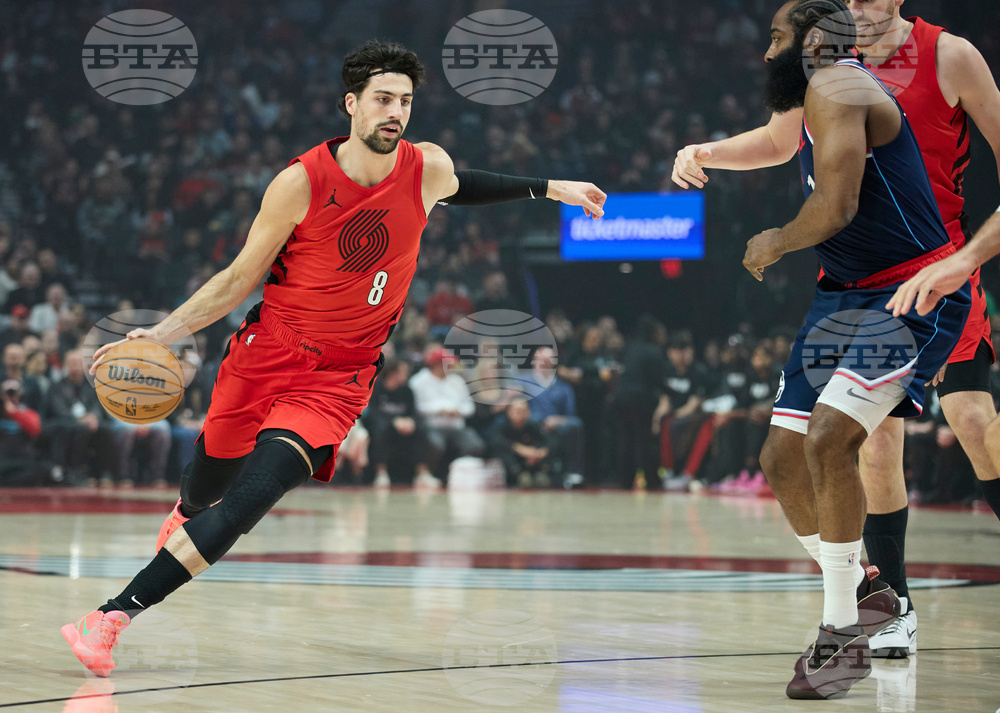 Clippers Trail Blazers Basketball