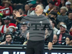 Clippers Trail Blazers Basketball