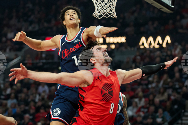 APTOPIX Clippers Trail Blazers Basketball
