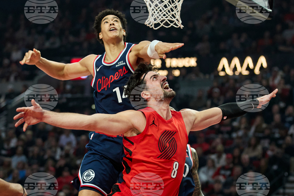 APTOPIX Clippers Trail Blazers Basketball