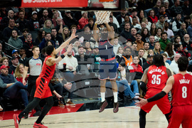 Clippers Trail Blazers Basketball
