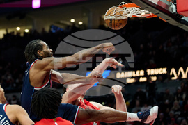 Clippers Trail Blazers Basketball