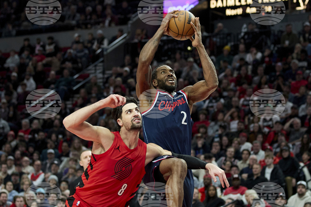 APTOPIX Clippers Trail Blazers Basketball