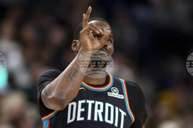 APTOPIX Pistons Jazz Basketball