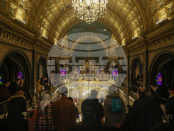 Турция - Истанбул - патриарх Даниил - храм „Св. Стефан“ - литургия
