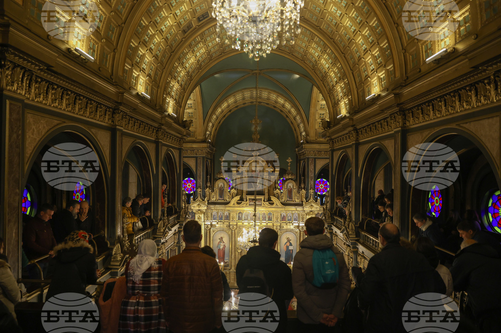 Турция - Истанбул - патриарх Даниил - храм „Св. Стефан“ - литургия