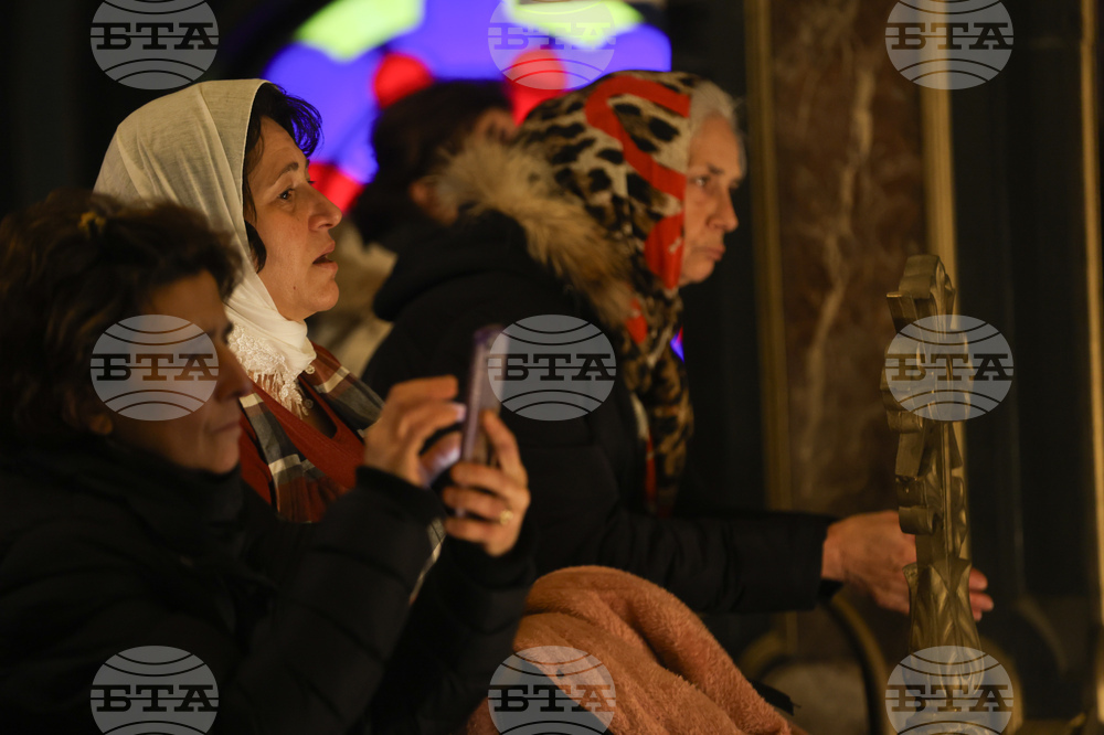 Турция - Истанбул - патриарх Даниил - храм „Св. Стефан“ - литургия