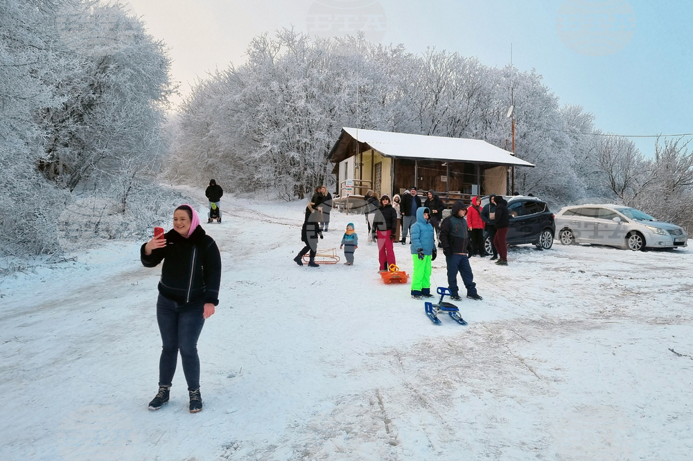 Търговище - хижа „Младост” - първи сняг