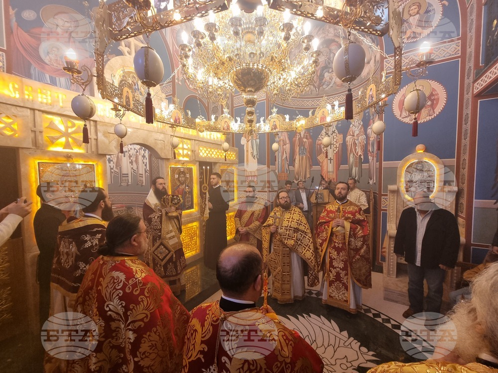 Кабиленски манастир - тържествена литургия - Сливенски митрополит Арсений