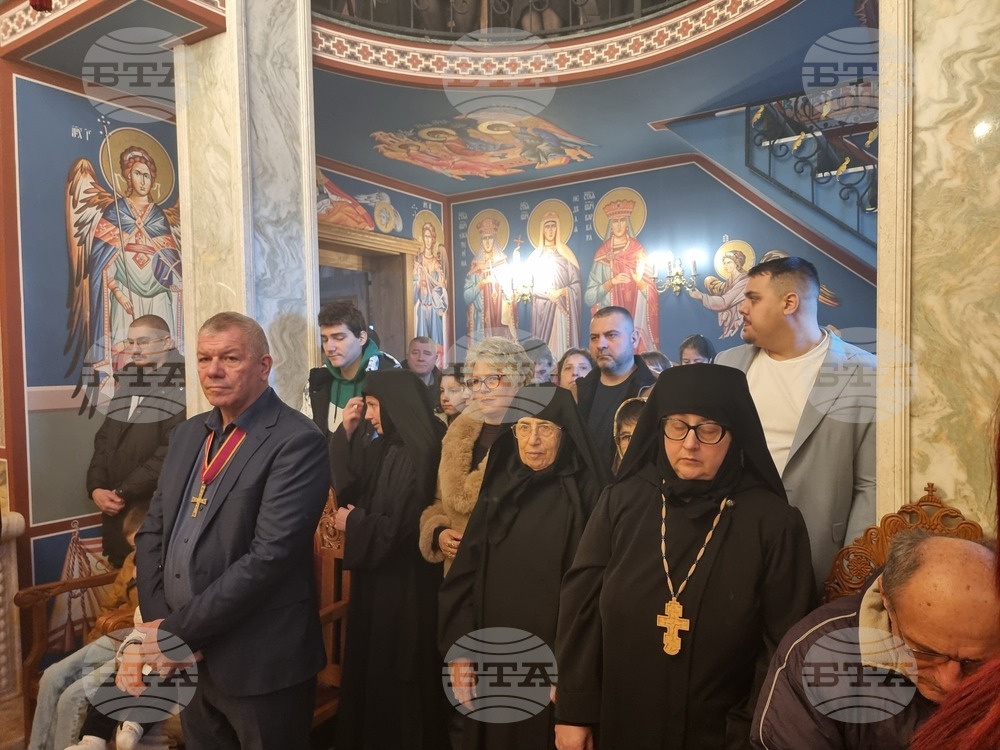 Кабиленски манастир - тържествена литургия - Сливенски митрополит Арсений