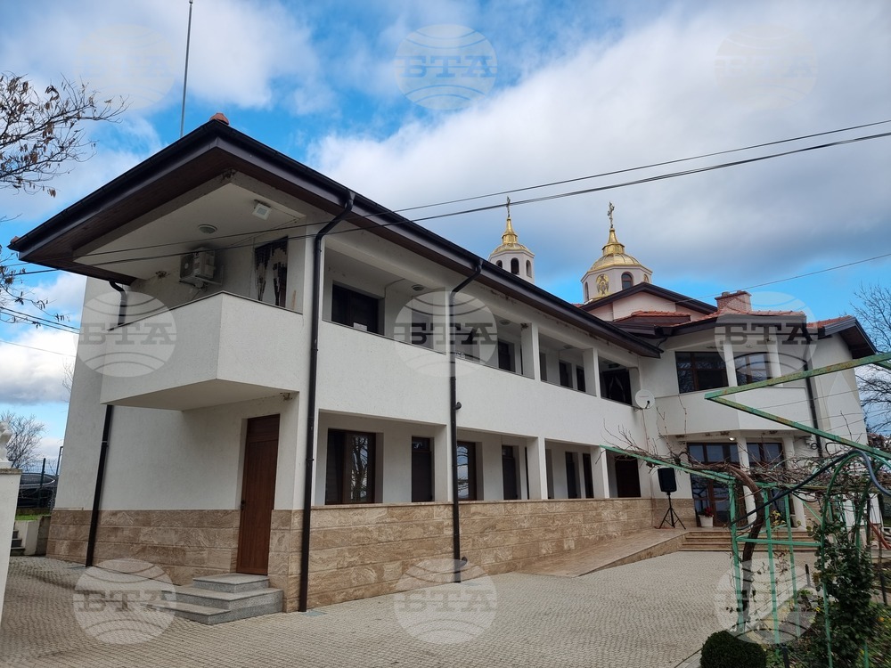 Кабиленски манастир - тържествена литургия - Сливенски митрополит Арсений