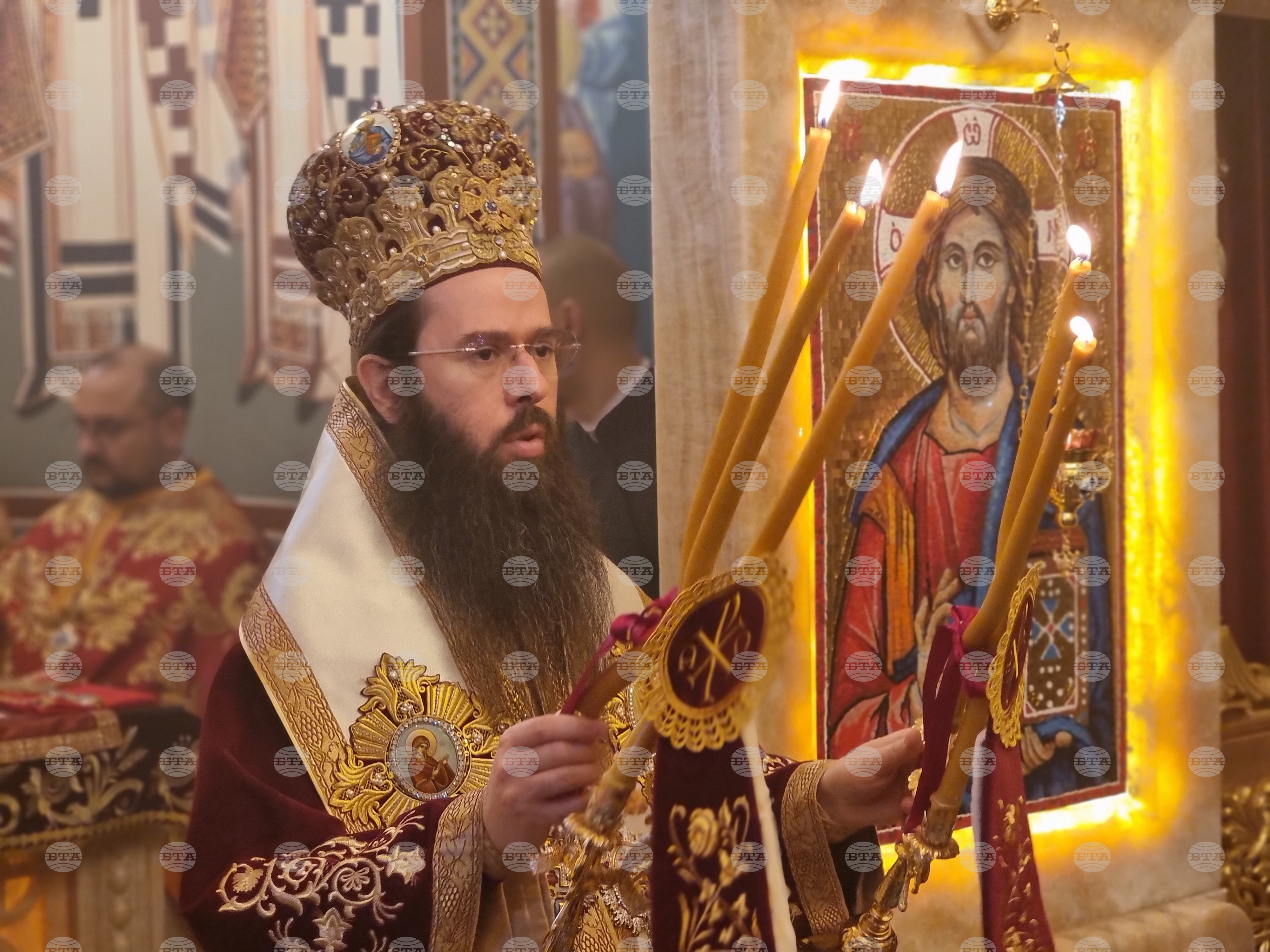 Bolgarski patriarh Danijel bo sodeloval v sveti liturgiji v železni cerkvi v Istanbulu